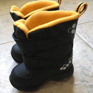 Oshkosh winter boots